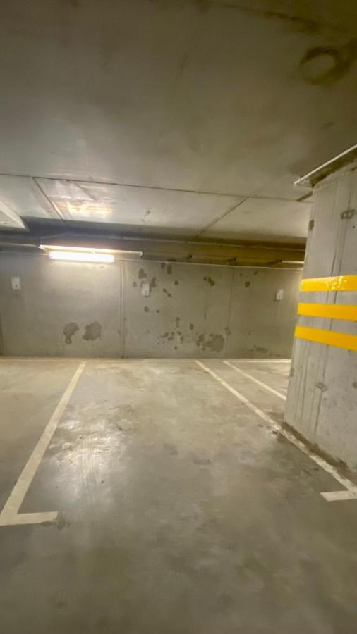 Apartament Centrum Z Garazem Podziemnym Bielsko-Biała Dış mekan fotoğraf